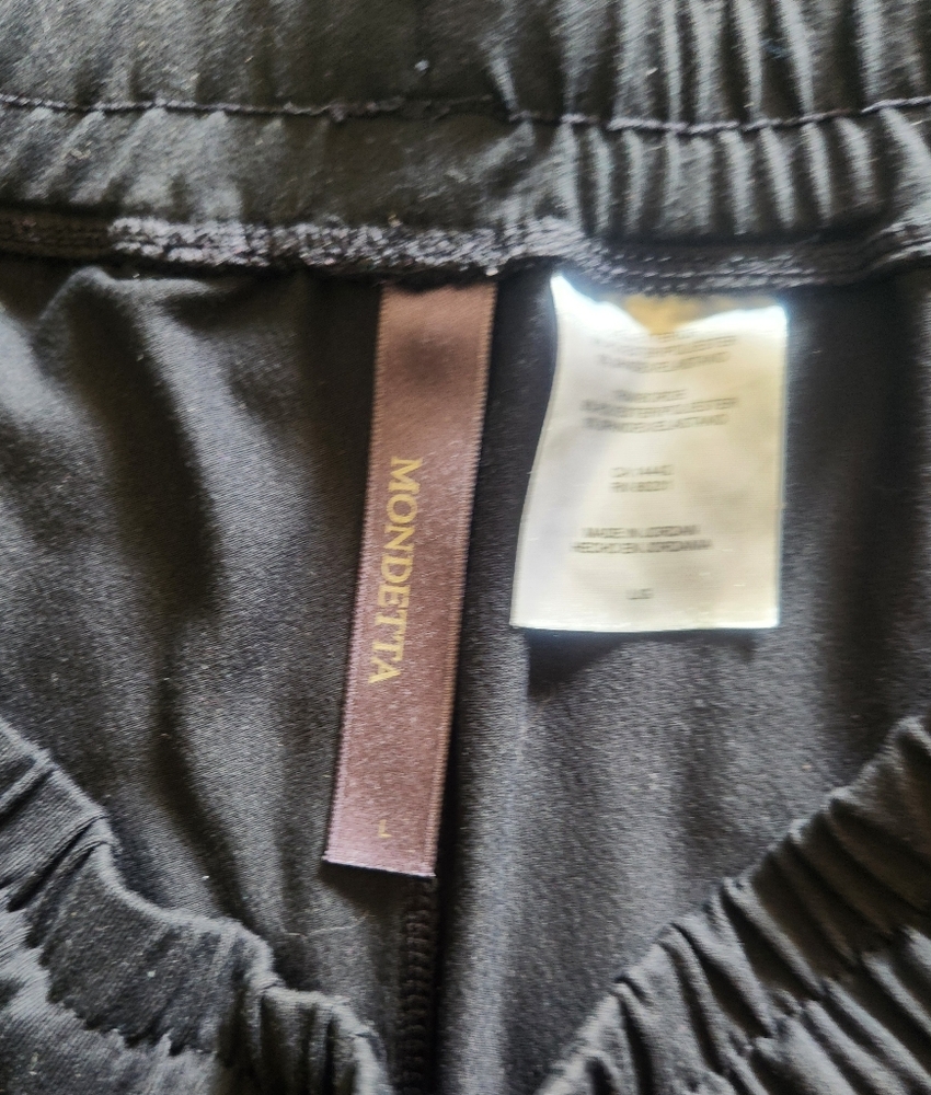 Mondetta Athletic Black Shorts with Elastic Waistband
